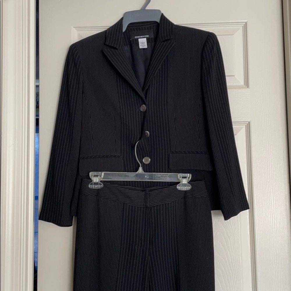Vintage Jones New York pinstripe pantsuit